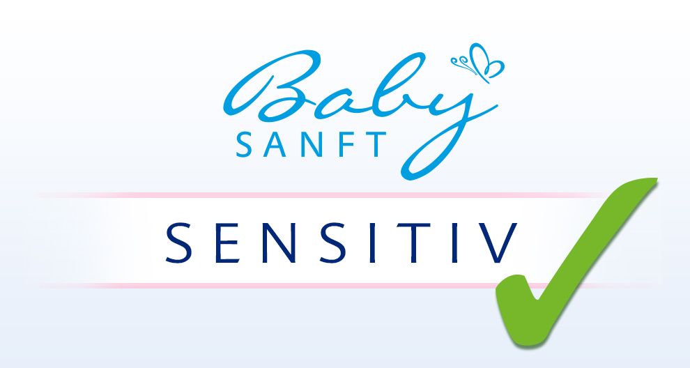 Logo, millel on tekst "Baby SANFT" ja selle all sõna "SENSITIV", on silmatorkavalt kujutatud, millele on lisatud roheline märk.